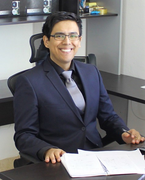Dr. Reyes Ríos-Cabrera